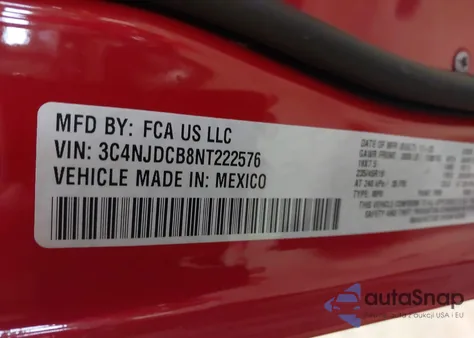 2022 Jeep Compass (Red) Edition 4X4 z USA, uszkodzony, nr VIN 3C4NJDCB8NT222576